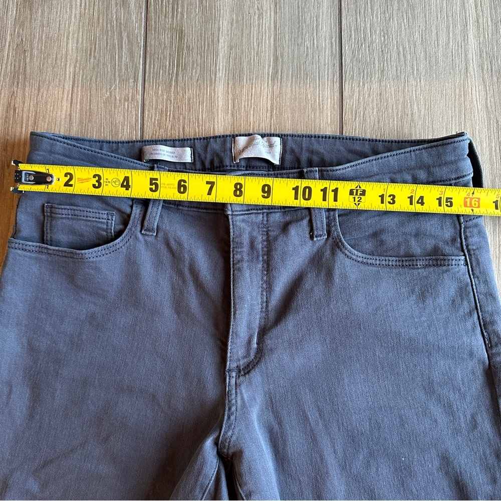 Universal Thread High Rise Jeans Size 10 - Picture 9 of 11
